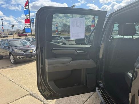 Certified 2022 Chevrolet Silverado 1500 ZR2 w/ Technology Package image 14