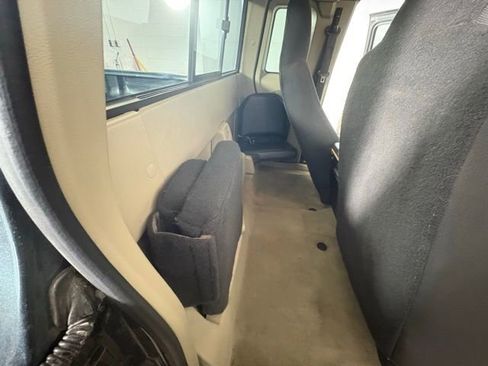 Used 2005 Ford Ranger FX4 image 8