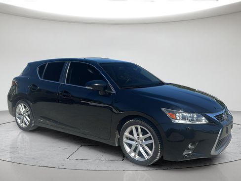 Used 2014 Lexus CT 200h FWD image 2