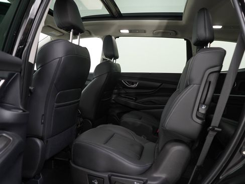 Certified 2026 Subaru Ascent Limited AWD/4WD image 19