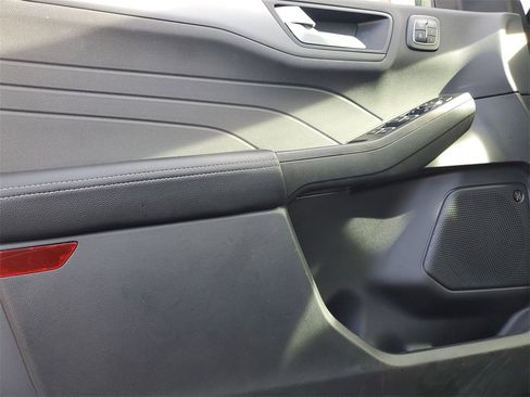 Used 2023 Ford Escape Active w/ Tech Pack #2 image 26