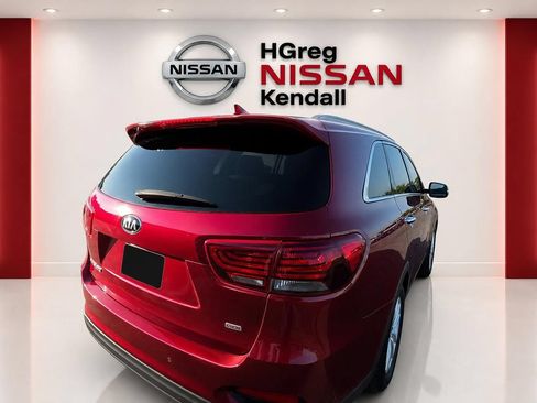 Used 2019 Kia Sorento AWD w/ LX Convenience Package image 3