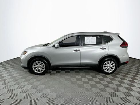 Used 2018 Nissan Rogue S FWD image 5