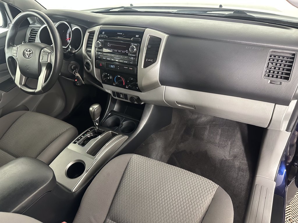 Used 2012 Toyota Tacoma 4x4 Access Cab V6 w/ SR5 Pkg image 27