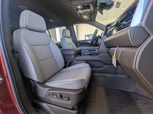 New 2026 GMC Yukon XL Elevation image 15