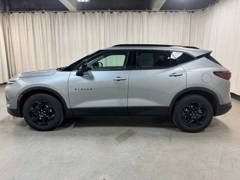 Used 2024 Chevrolet Blazer LT w/ Convenience Package image 8