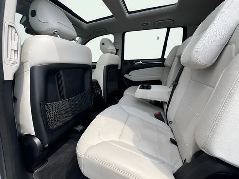 Used 2018 Mercedes-Benz GLS 450 4MATIC image 16