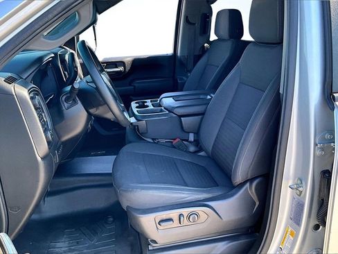 Used 2022 Chevrolet Silverado 2500 Custom w/ Custom Convenience Package image 25