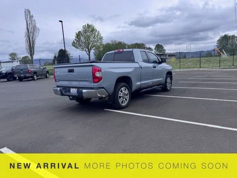 Used 2018 Toyota Tundra SR5 image 6