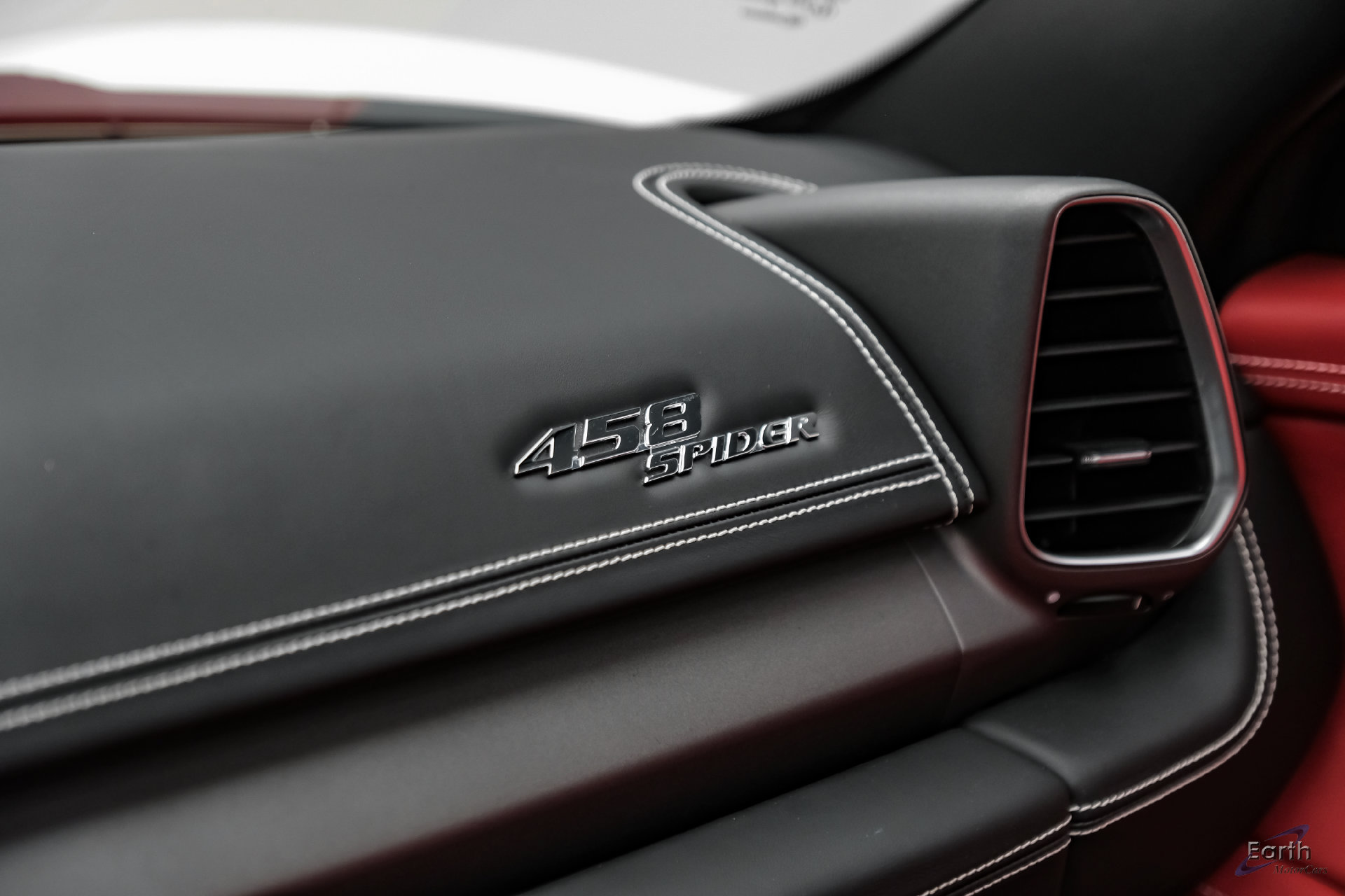 Used 2015 Ferrari 458 Spider RWD image 86