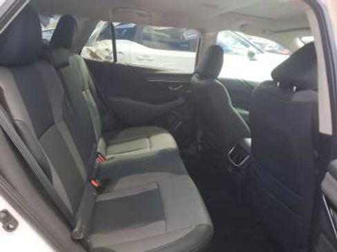 Used 2025 Subaru Outback Onyx Edition AWD/4WD image 9