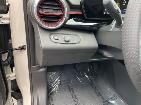 New 2026 Chevrolet Trax RS w/ Driver Confidence Package FWD image 9
