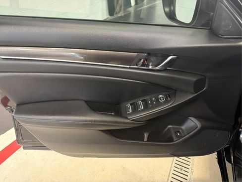 Used 2020 Honda Accord Sport image 23