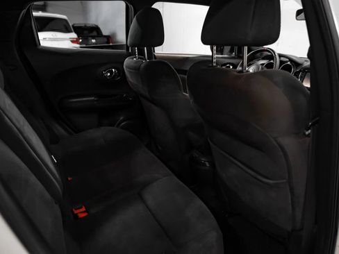 Used 2013 Nissan Juke NISMO FWD image 36