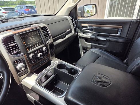 Used 2017 RAM 1500 Laramie w/ Convenience Group AWD/4WD image 24