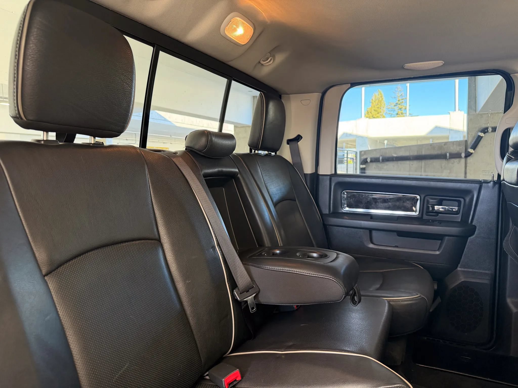 Used 2012 RAM 1500 Laramie Limited AWD/4WD image 23