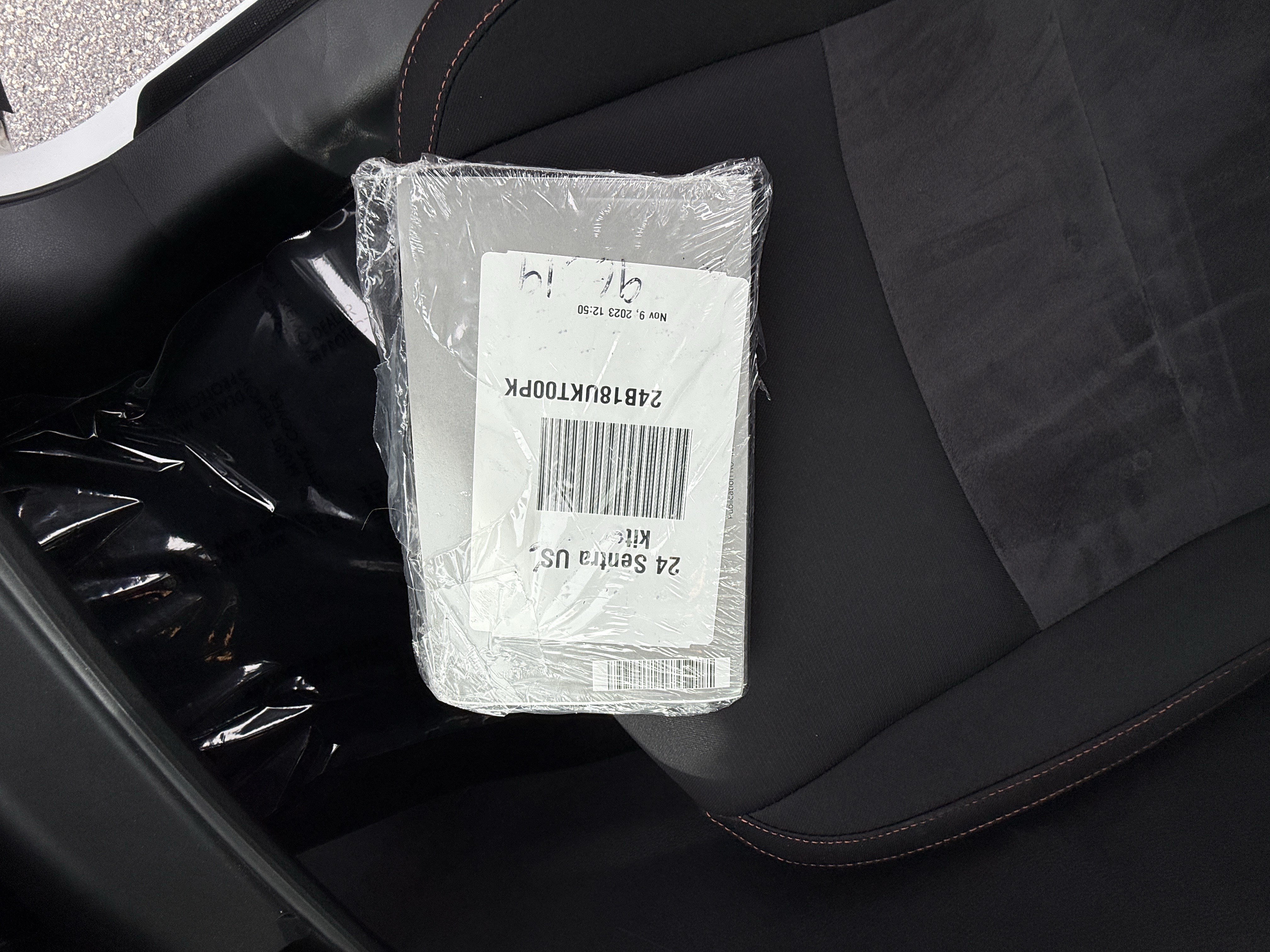 Used 2024 Nissan Sentra SR FWD image 34