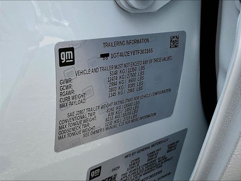 New 2026 GMC Sierra 2500 AT4X w/ LPO, Black Badging Package AWD/4WD image 21