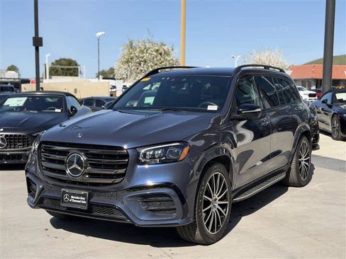 Certified 2025 Mercedes-Benz GLS 450 4MATIC image 2