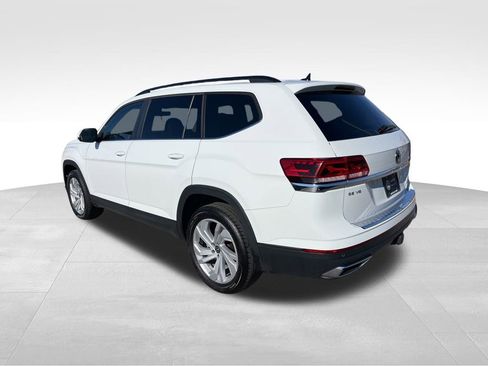 Used 2023 Volkswagen Atlas SE w/ Panoramic Sunroof Package image 5