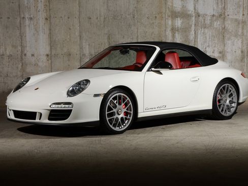Used 2012 Porsche 911 Carrera 4 GTS image 8