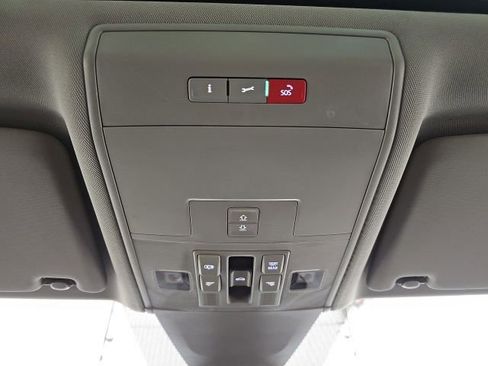 Used 2021 Volkswagen Atlas SEL Premium image 27