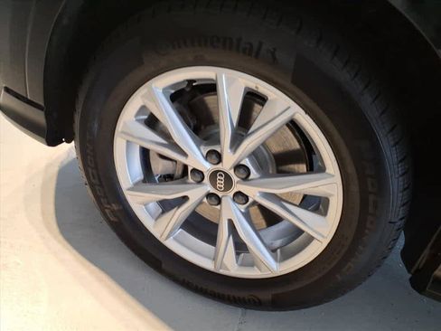 Certified 2025 Audi Q3 2.0T Premium w/ Convenience Package image 7