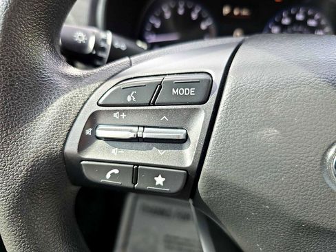 Used 2023 Hyundai Kona SEL image 24