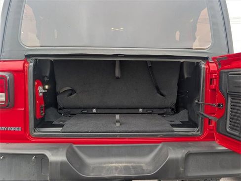 Used 2022 Jeep Wrangler Willys image 19