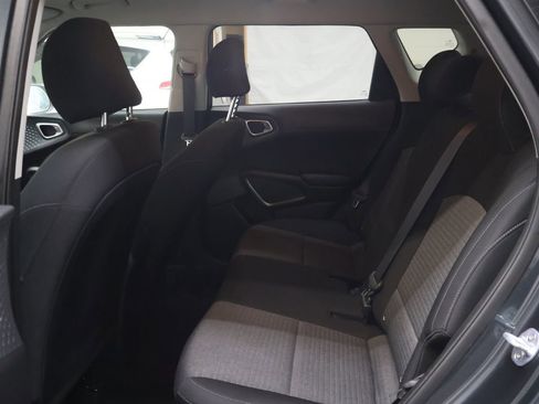 Used 2020 Kia Soul S FWD image 15