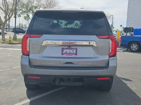 Used 2024 GMC Yukon XL SLE image 6