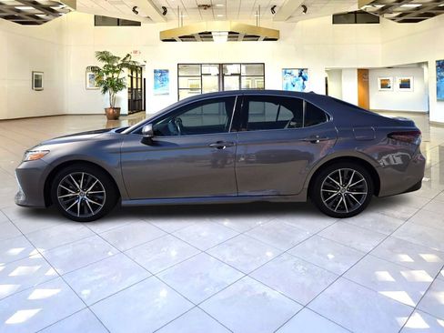 Used 2023 Toyota Camry XLE FWD image 8