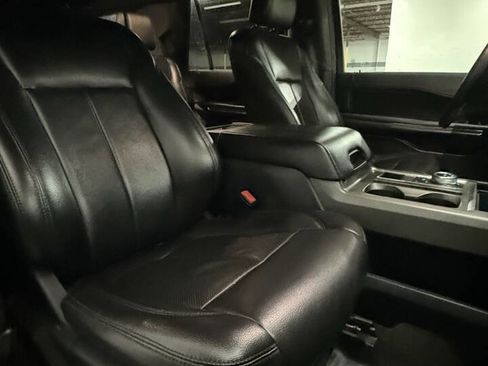 Used 2020 Ford Expedition XLT w/ Equipment Group 201A image 12