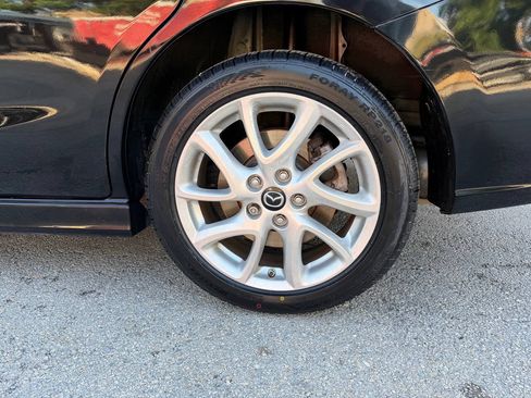 Used 2013 MAZDA MAZDA5 Touring FWD image 14
