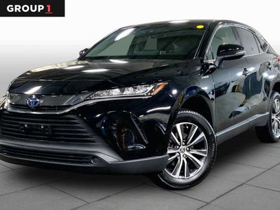 Used 2021 Toyota Venza LE w/ Carpet Mat Package (TMS)