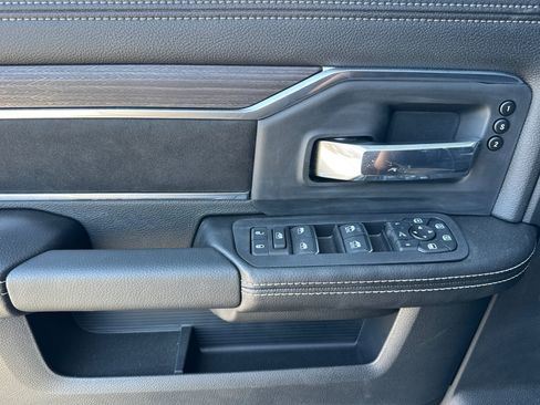 New 2026 RAM 3500 Laramie AWD/4WD image 10