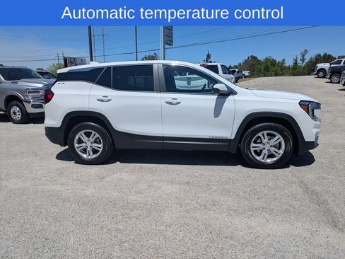 Used 2024 GMC Terrain SLE AWD/4WD image 3