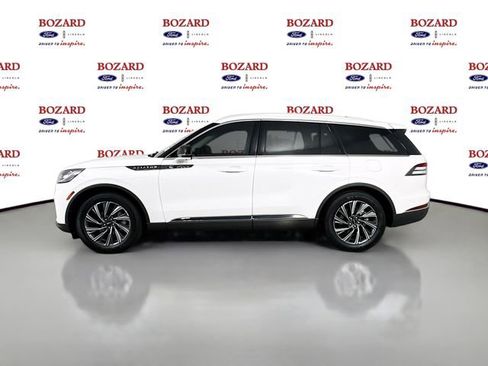 Certified 2025 Lincoln Aviator 2WD w/ Equipment Group 101A image 5