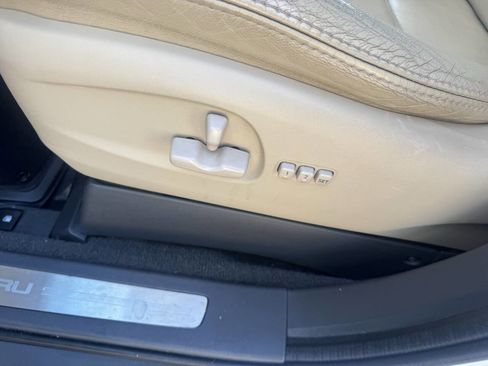 Used 2008 Subaru Tribeca Limited image 24