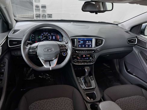 Used 2019 Hyundai Ioniq Plug-In Hybrid FWD image 23