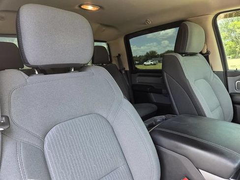Used 2019 RAM 1500 Big Horn AWD/4WD image 37