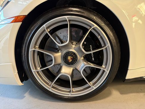 Used 2022 Porsche 911 Turbo S image 11