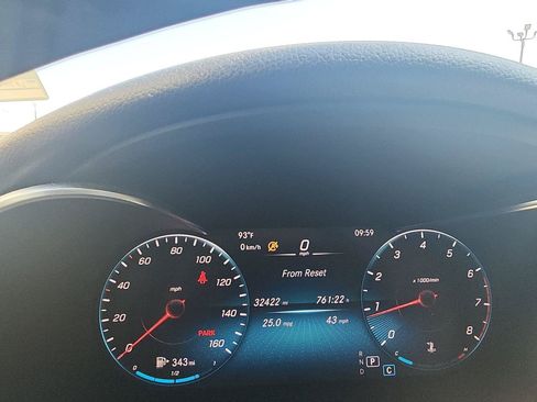 Used 2020 Mercedes-Benz GLC 300 4MATIC image 13