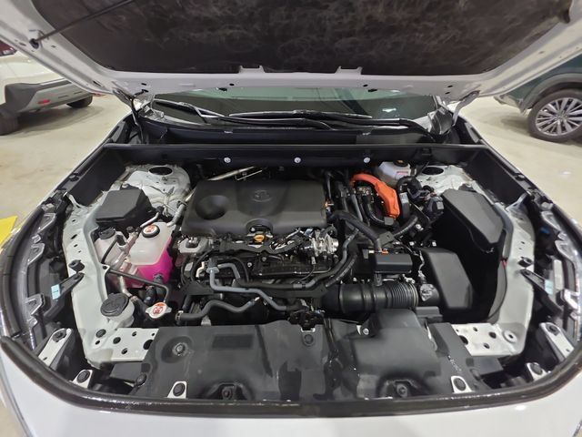 Used 2025 Toyota RAV4 XLE w/ Convenience Package AWD/4WD image 29