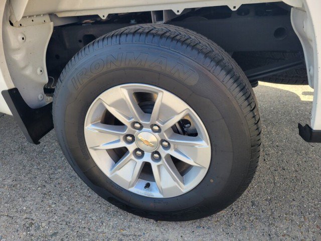 Used 2025 Chevrolet Silverado 1500 LT RWD image 8
