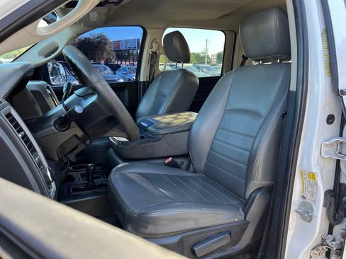 Used 2018 RAM 3500 Tradesman w/ Chrome Appearance Group AWD/4WD image 17