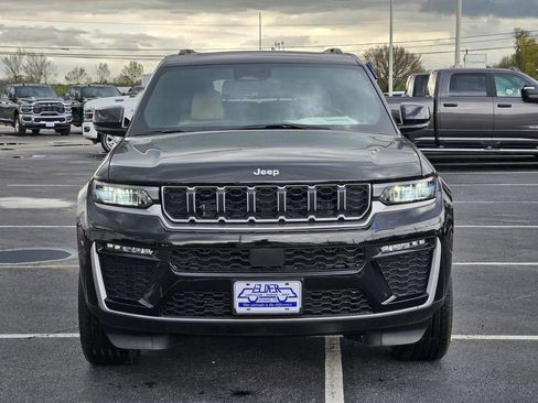 New 2026 Jeep Grand Cherokee L Limited image 2
