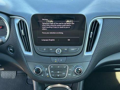 Used 2023 Chevrolet Malibu LT image 13