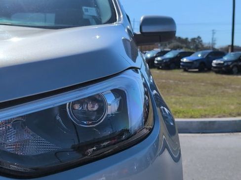 Used 2024 Ford Edge SEL image 12