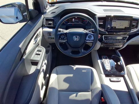 Used 2019 Honda Pilot Touring image 27
